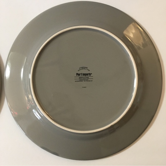 2 Pier 1 Imports Martillo Fog Stoneware Round Dinner Plates - Picture 12 of 16